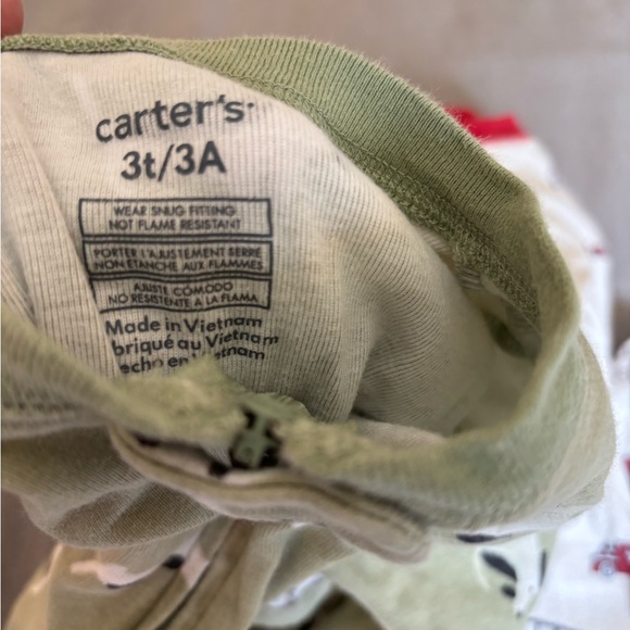 3T Boys Footed Pajamas GUC Green with dogs and white with fire trucks - Picture 4 of 5